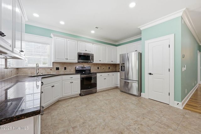 3948 Ashcroft Drive, Winterville, NC 28590