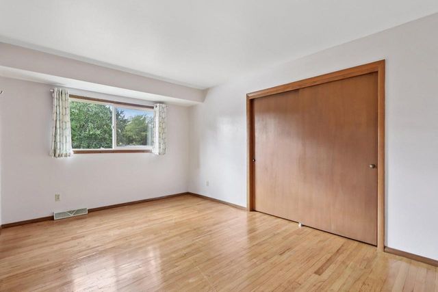 901 Anton ROAD, Hartland, WI 53029