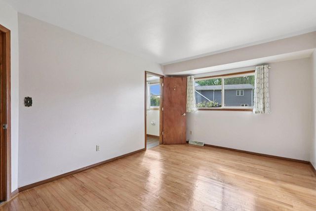 901 Anton ROAD, Hartland, WI 53029