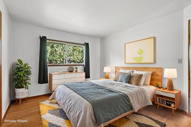 901 Anton ROAD, Hartland, WI 53029