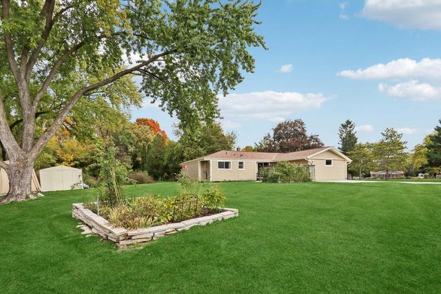 901 Anton ROAD, Hartland, WI 53029