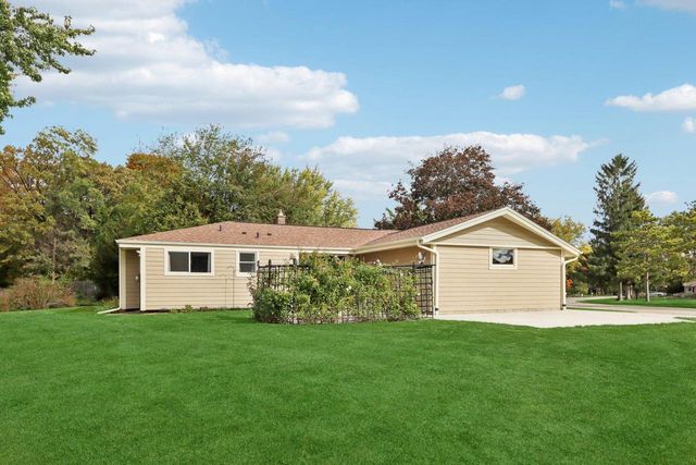 901 Anton ROAD, Hartland, WI 53029