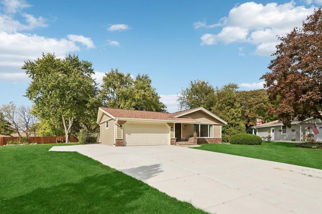 901 Anton ROAD, Hartland, WI 53029