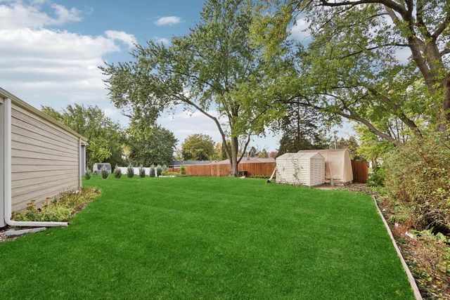 901 Anton ROAD, Hartland, WI 53029