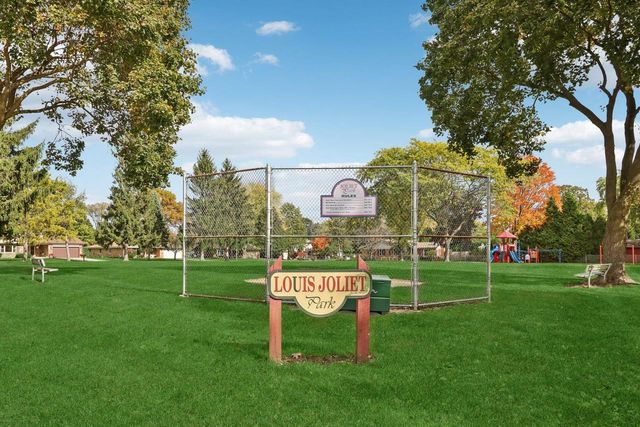 901 Anton ROAD, Hartland, WI 53029