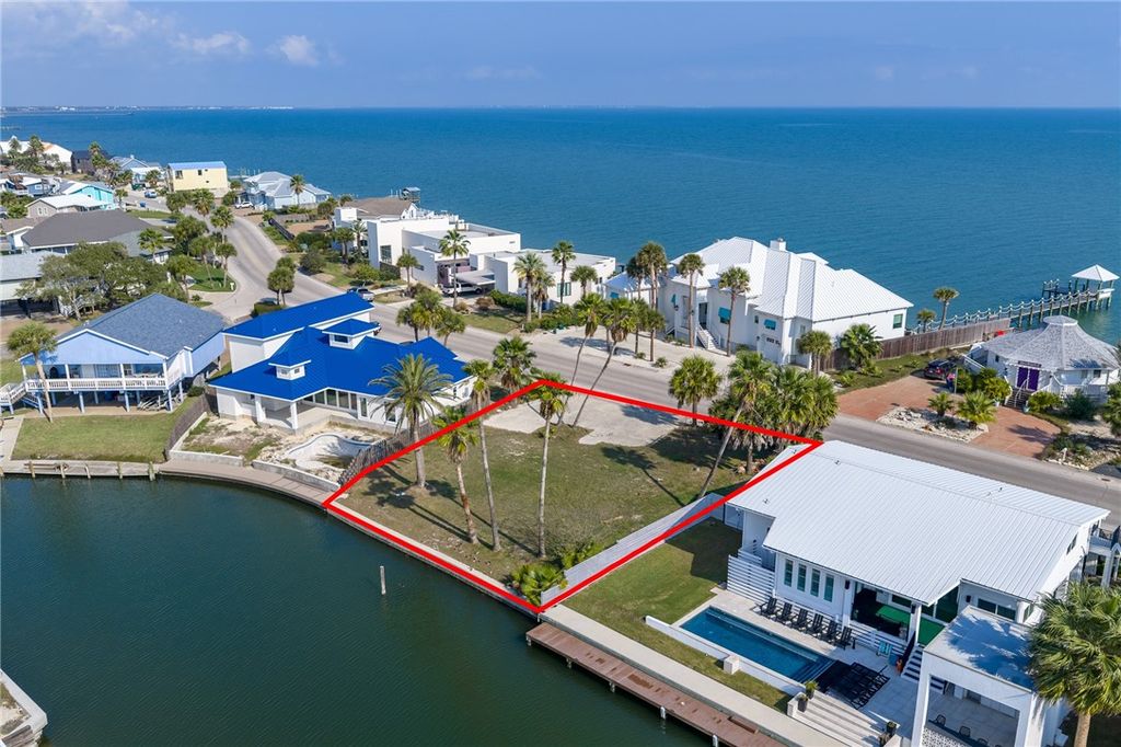 1877 Bay Shore Dr, Rockport, TX 78382 — photo 4
