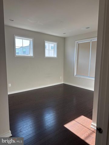 22188 WEBSTER PARK TER, Ashburn, VA 20148