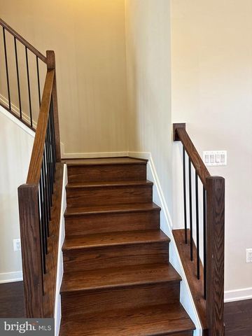 22188 WEBSTER PARK TER, Ashburn, VA 20148