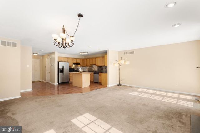 1002 WHARTON CT, Newtown Square, PA 19073