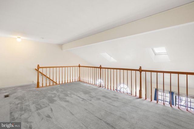 1002 WHARTON CT, Newtown Square, PA 19073