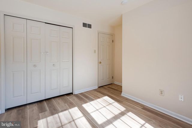 1002 WHARTON CT, Newtown Square, PA 19073