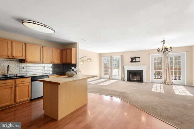 1002 WHARTON CT, Newtown Square, PA 19073