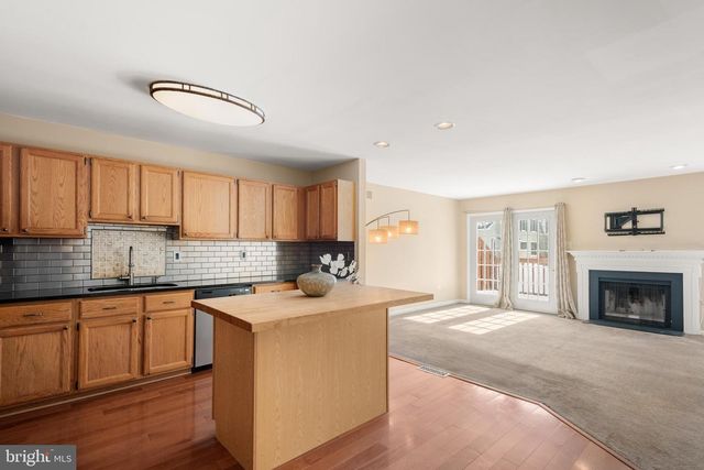 1002 WHARTON CT, Newtown Square, PA 19073