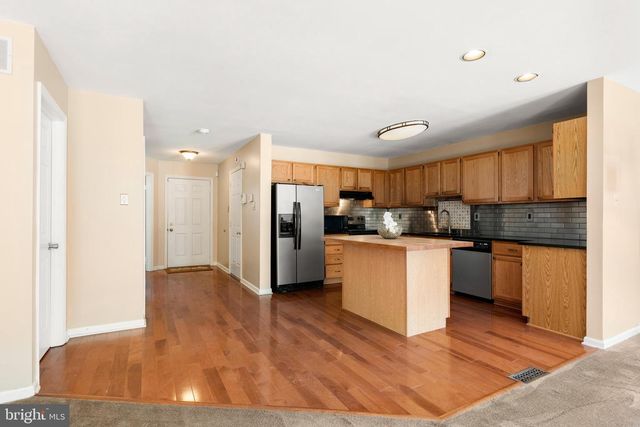 1002 WHARTON CT, Newtown Square, PA 19073