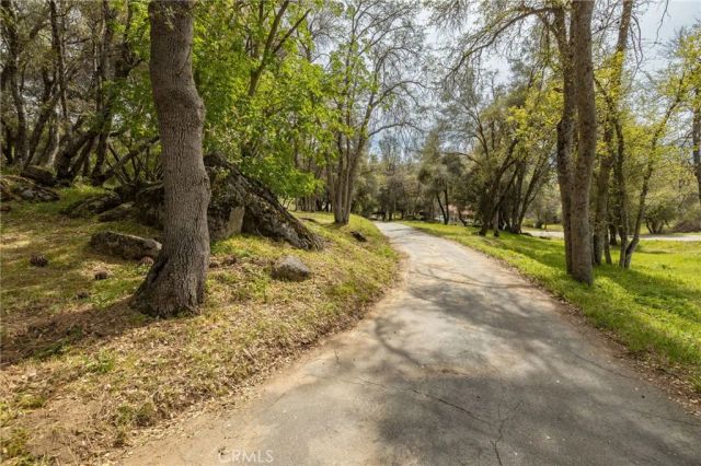 51739 Quail Run, Oakhurst, CA 93644