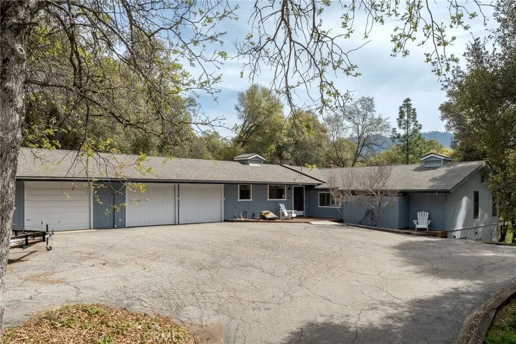 51739 Quail Run, Oakhurst, CA 93644