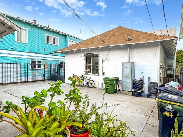 348 W Vernon Avenue, Los Angeles, CA 90037