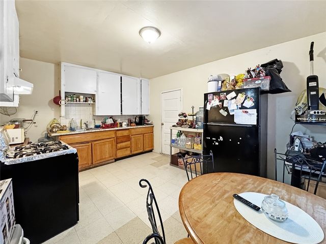348 W Vernon Avenue, Los Angeles, CA 90037