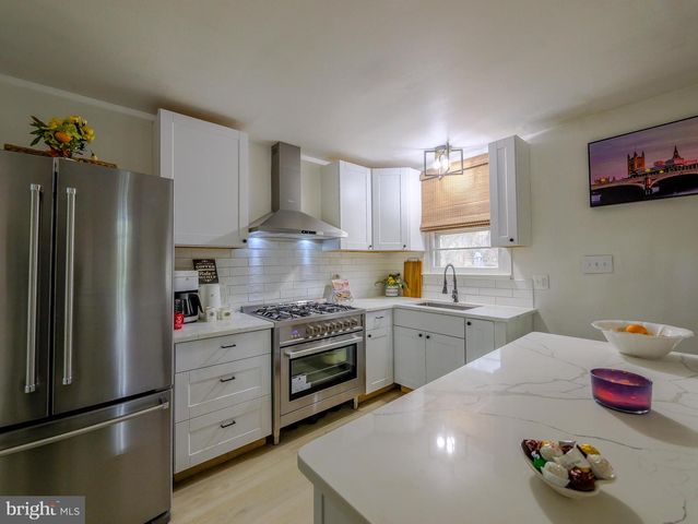 38 PENDLETON CT, New Castle, DE 19720