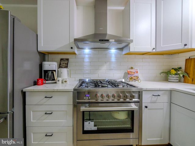 38 PENDLETON CT, New Castle, DE 19720