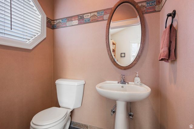 8494 S 700 E, Sandy, UT 84070