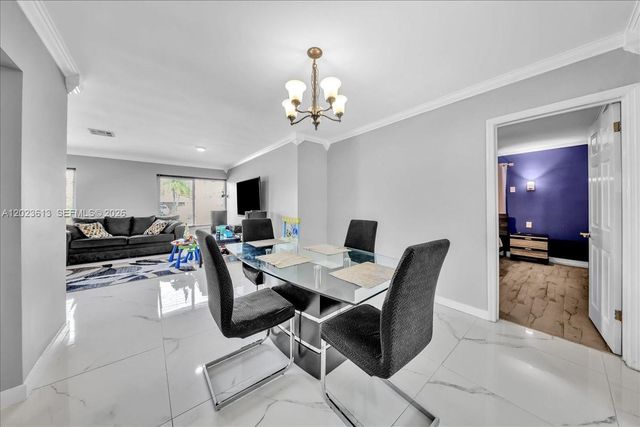 5260 SW 10th Ct, Plantation, FL 33317