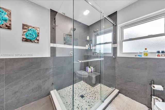 5260 SW 10th Ct, Plantation, FL 33317
