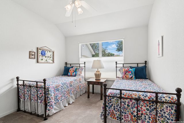 104 OAKWELL FARMS PKWY, San Antonio, TX 78218