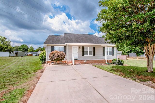 104 Birch Court, China Grove, NC 28023