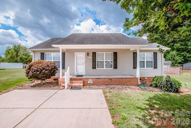 104 Birch Court, China Grove, NC 28023
