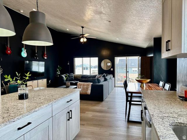 4349 HALF MILE RD, Enoch, UT 84721