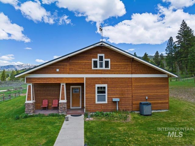 675 W Russell Dr, Prairie, ID 83647