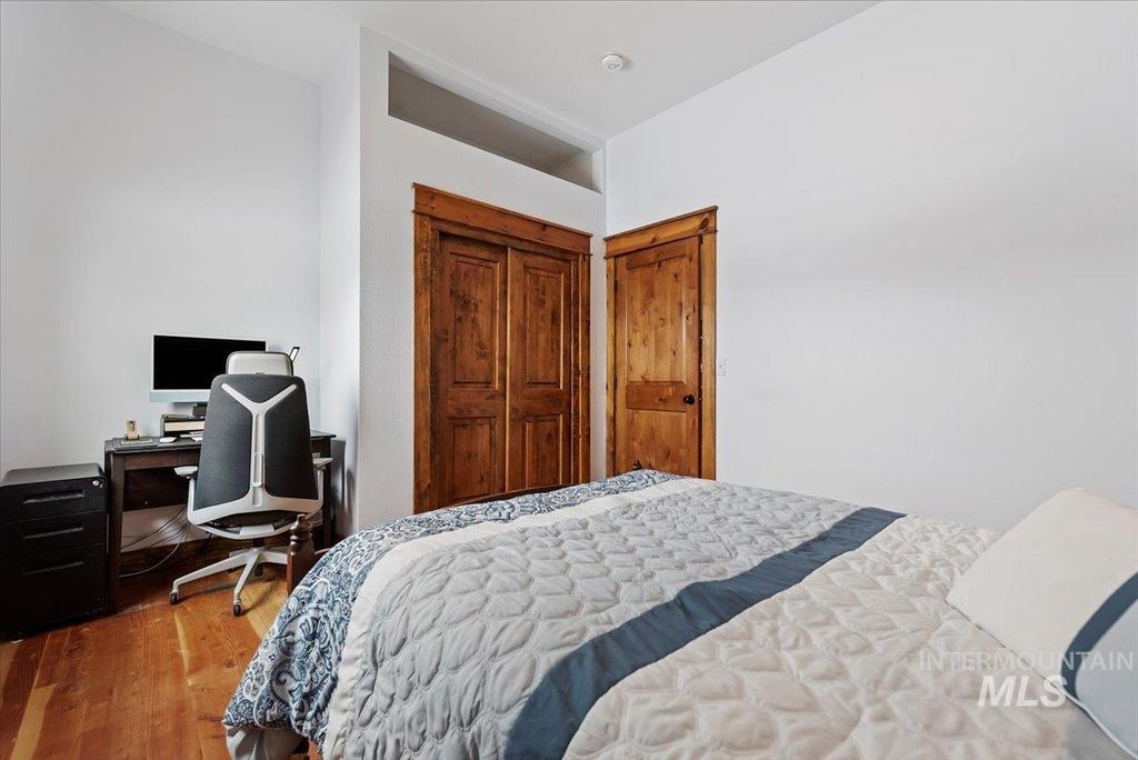 675 W Russell Dr, Prairie, ID 83647 photo 17
