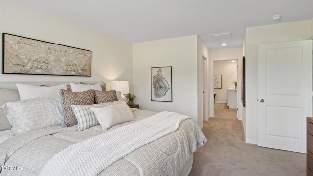 2012 Fox Meadows Circle, Bluff City, TN 37618