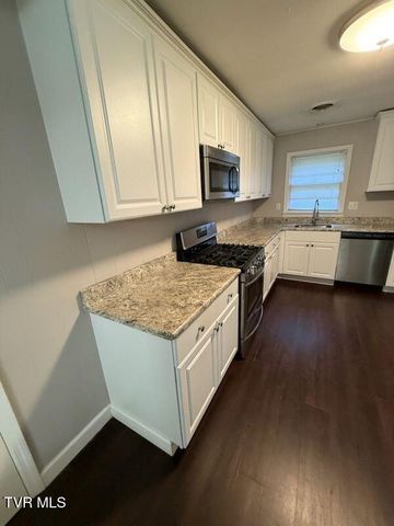 468 Burem Road, Rogersville, TN 37857