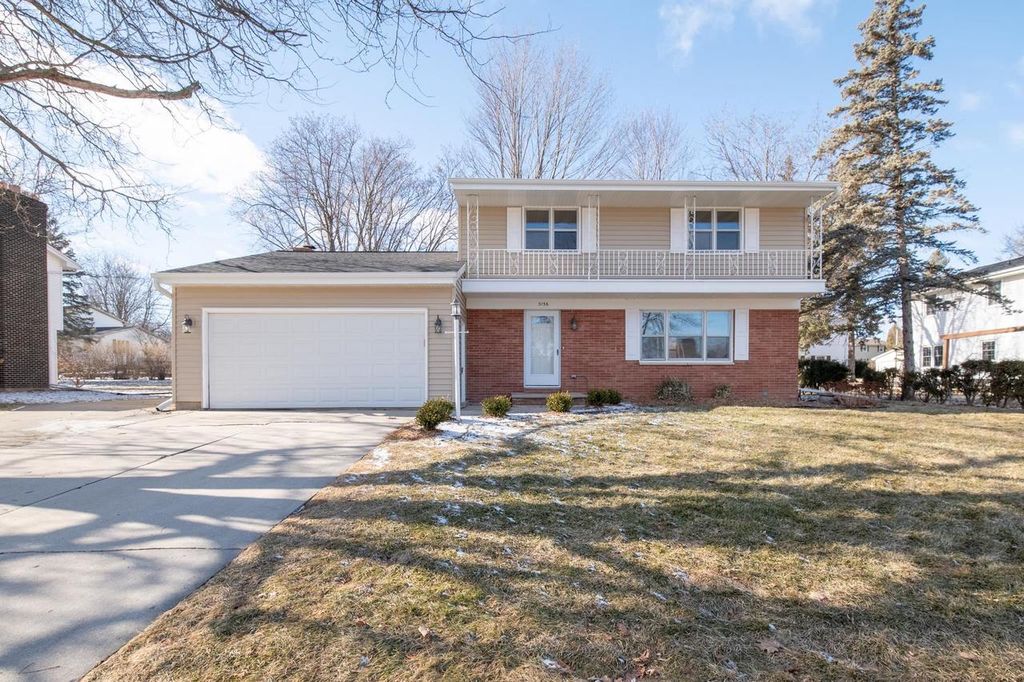 3136 LIBAL STREET, Green Bay, WI 54301