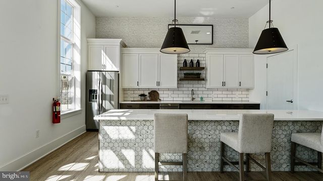 1430 SILK RUN, Breinigsville, PA 18031