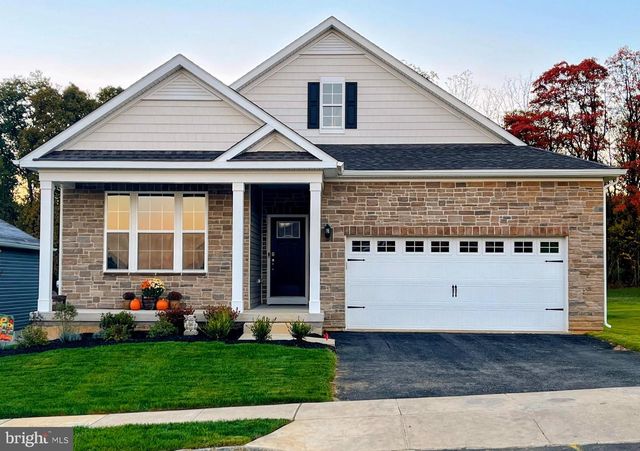 1430 SILK RUN, Breinigsville, PA 18031