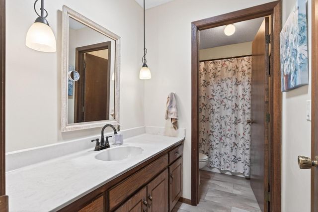 3319 118th Avenue NW, Coon Rapids, MN 55433