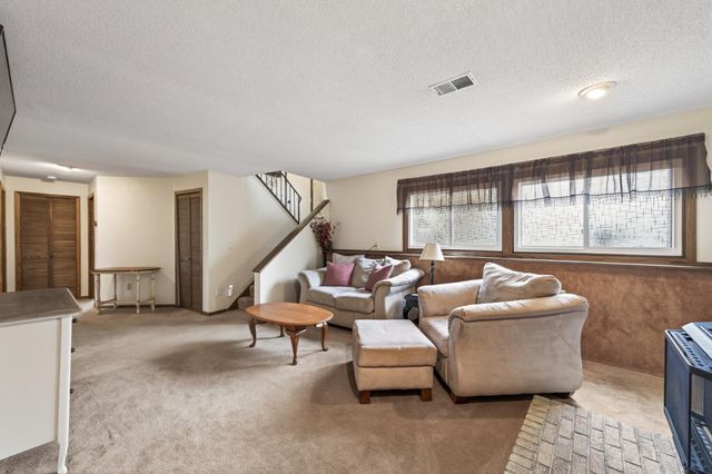 3319 118th Avenue NW, Coon Rapids, MN 55433