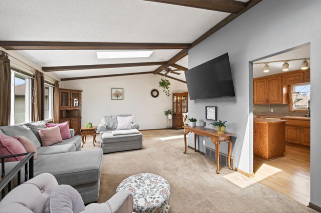 3319 118th Avenue NW, Coon Rapids, MN 55433