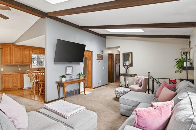 3319 118th Avenue NW, Coon Rapids, MN 55433
