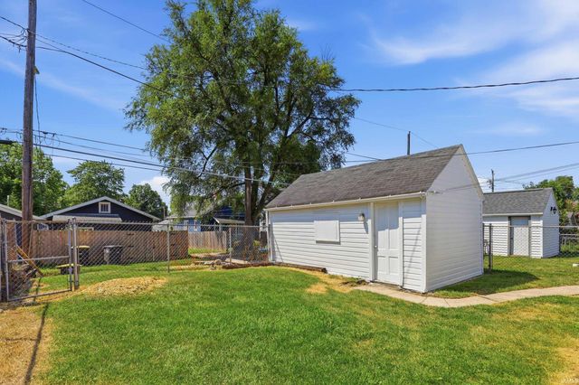 1226 Clara Avenue, Fort Wayne, IN 46805