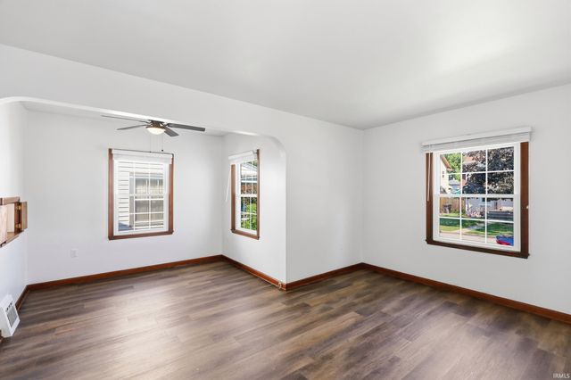 1226 Clara Avenue, Fort Wayne, IN 46805