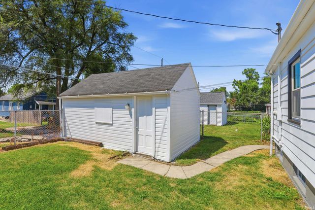 1226 Clara Avenue, Fort Wayne, IN 46805