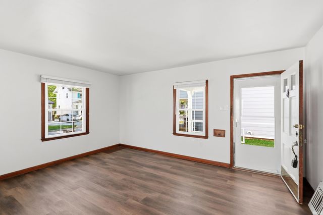 1226 Clara Avenue, Fort Wayne, IN 46805