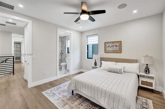 1617 NE 11th St TH1, Fort Lauderdale, FL 33304