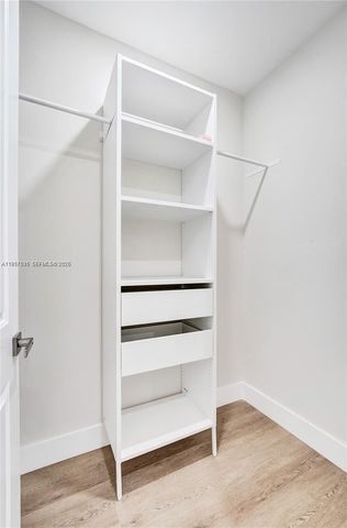 1617 NE 11th St TH1, Fort Lauderdale, FL 33304