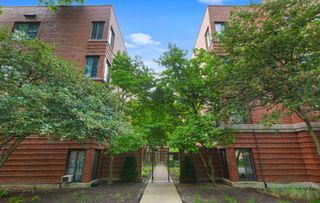 1208 W Chase Avenue 3D, Chicago, IL 60626