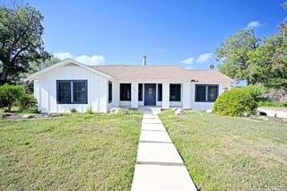 456 Magazine, New Braunfels, TX 78130